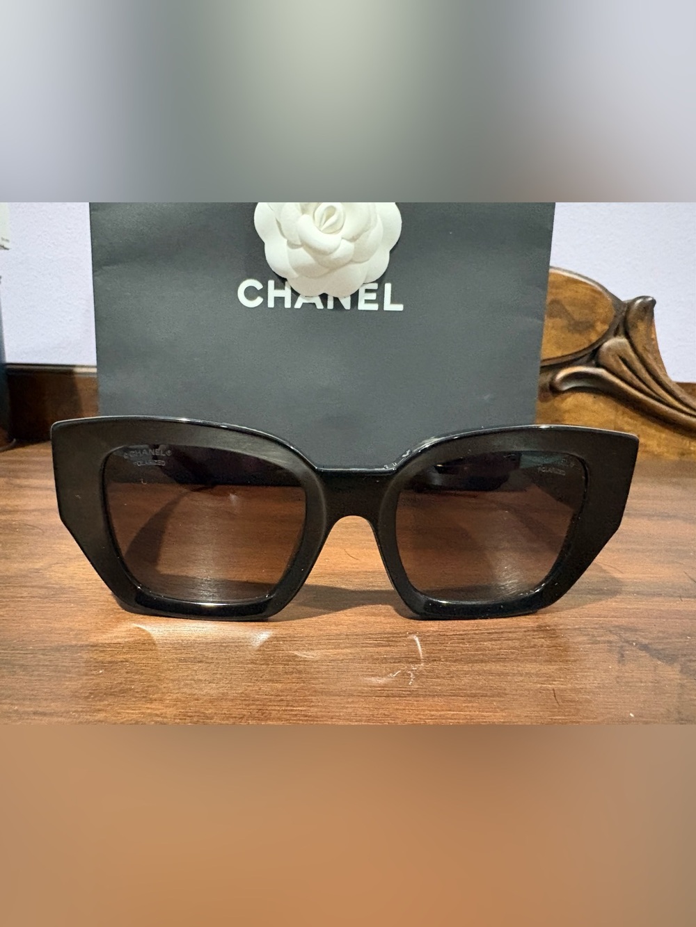 CHANEL CC Logo Sunglasses w/ Case, Gift Box & Shopping Bag READ DESCRIPTION